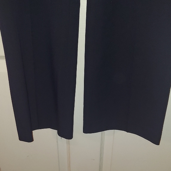 Loft Tailored Marisa Trousers in Navy Sz. 2 Minimalist Office - Picture 14 of 15